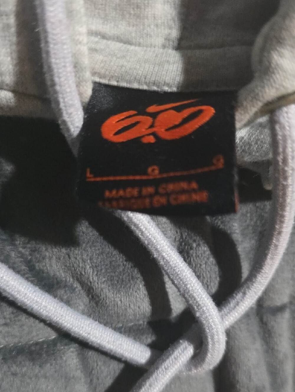 Nike Men's Gray Zip-Up Hoodie with Black Smoke Swoosh - Picture 3 of 3